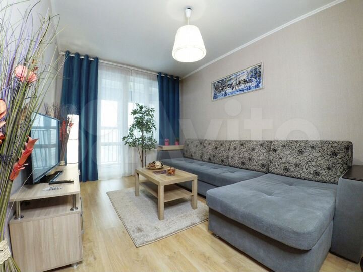 2-к. квартира, 60 м², 8/16 эт.