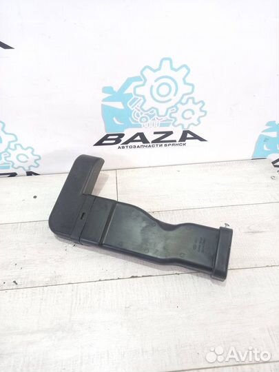 Воздухозаборник Kia Rio 3