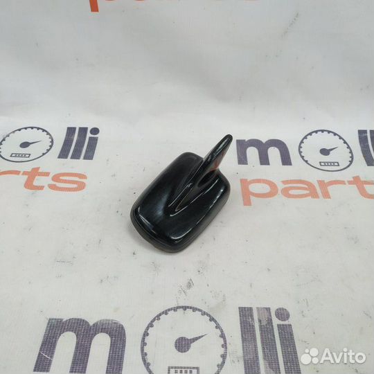 Антенна Audi A4 B9 2019