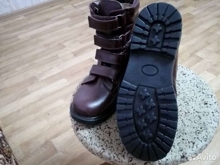Новые ортопедические ботинки 36размер