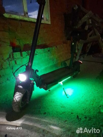 Электро самокат GTM 4 PRO требуется ремонт