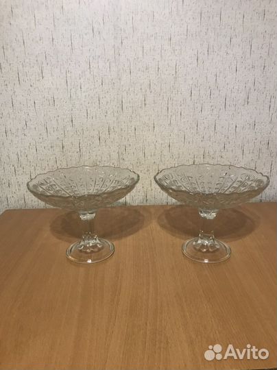 Тарелки, вазы, чашки, керамика