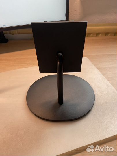 Держатель для монитора