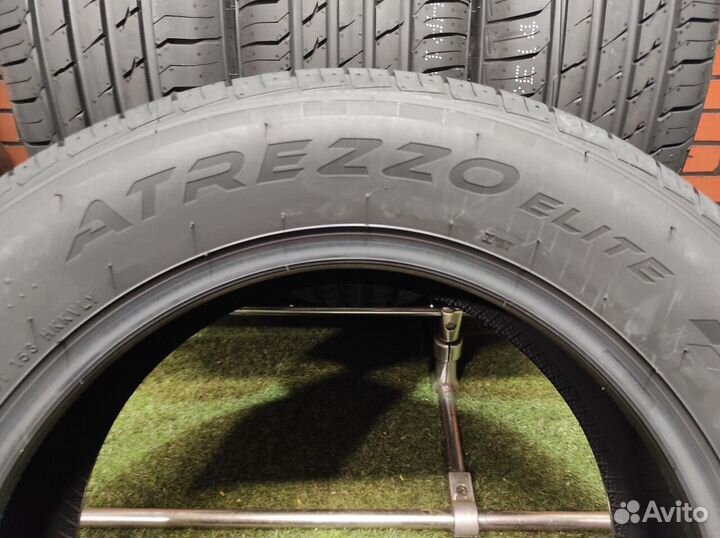 Sailun Atrezzo Elite 215/60 R17 96V