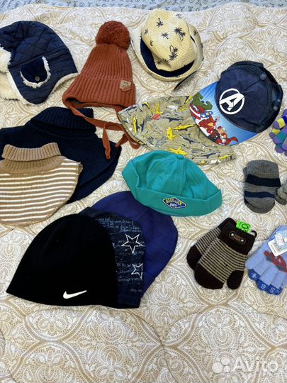 Шапки, шарфы, варежки, кепки для мальчика