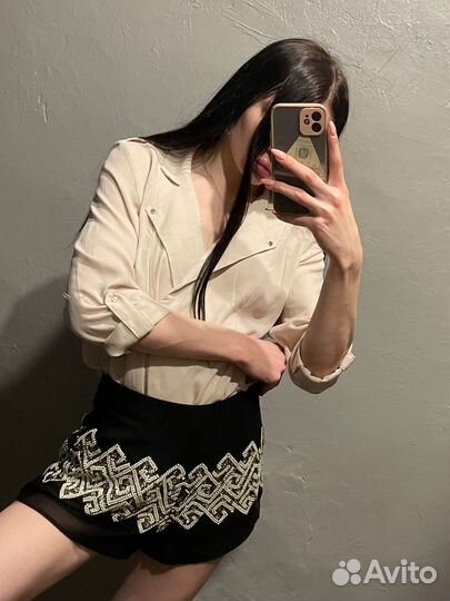 Шорты с вышивкой из бисера 36 размер