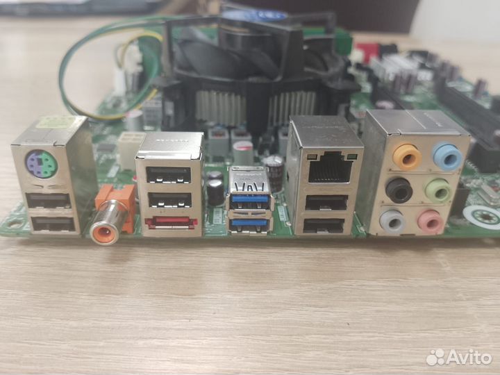 Pegatron IPM6X-GX + i3 2100 + 8Gb DDR3