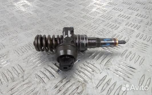 Форсунка дизельная volkswagen touareg 7L (ZML21AL1