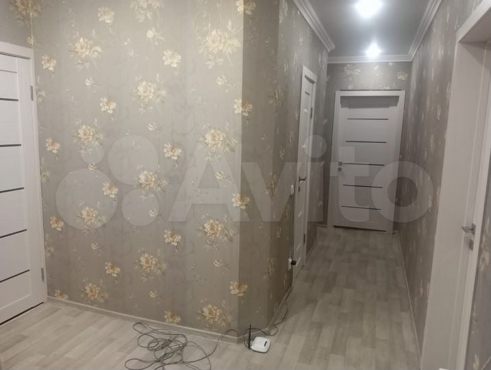 Комната 12 м² в 3-к., 13/16 эт.