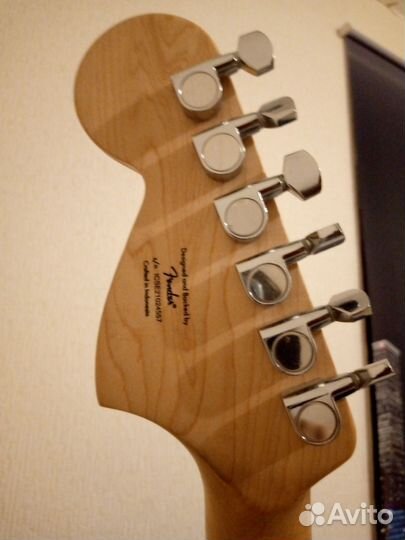 Электрогитара Fender Squier Mustang