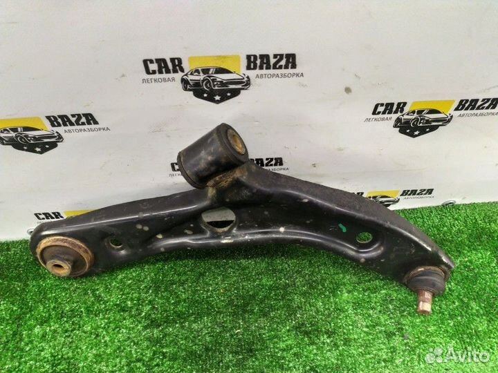 Рычаг подвески передний левый. Suzuki Splash