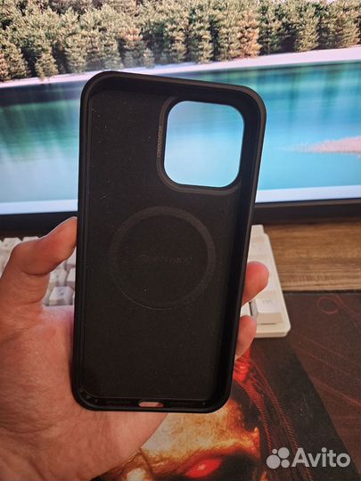 Pitaka iPhone 14 pro max