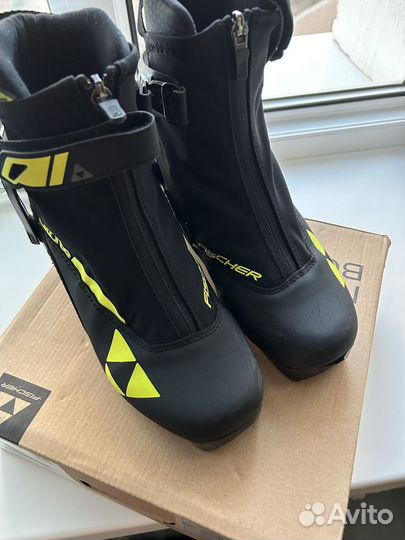 Лыжные ботинки fischer rc3 skate 37