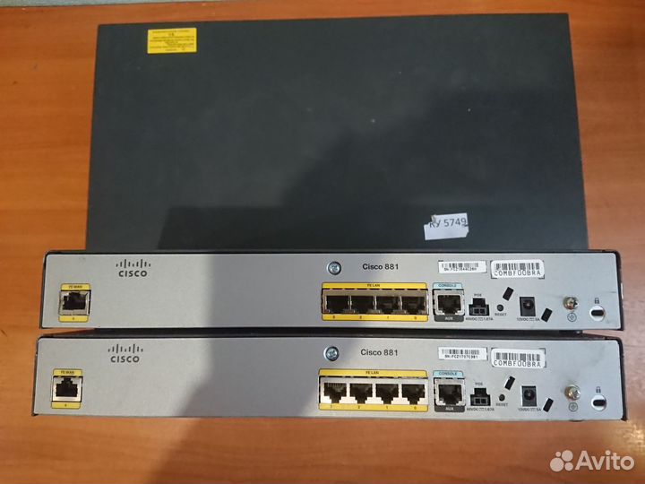 Коммутатор и маршрутизатор Cisco