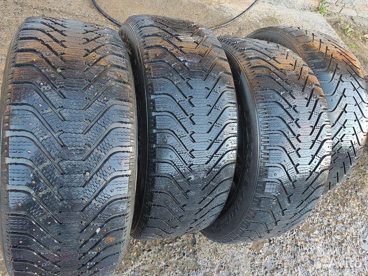 Goodyear UltraGrip 500 255/55 R18