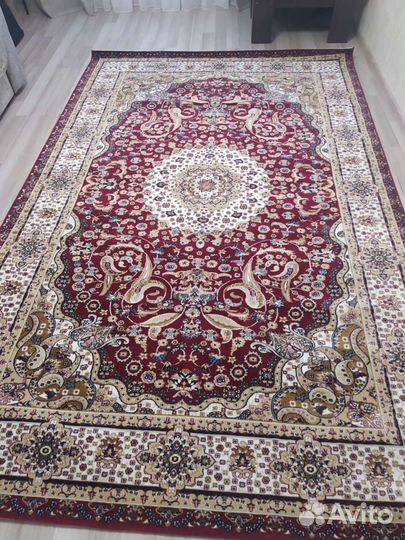 Ковер 2 на 3 новый