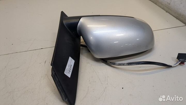 Зеркало боковое правое Volkswagen Touran, 2003