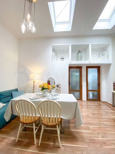 2-к. квартира, 82 м², 2/2 эт.