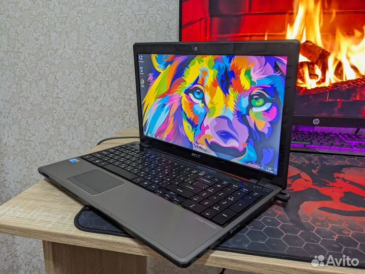 Ноутбук Acer core i3/4GB/320GB