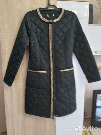 Пальто женское демисезонное 46 размер