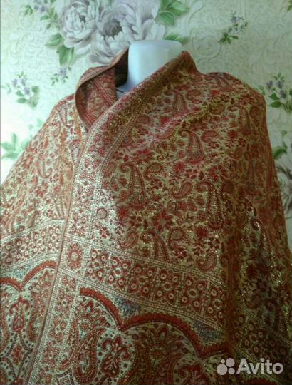 Платок шаль новый