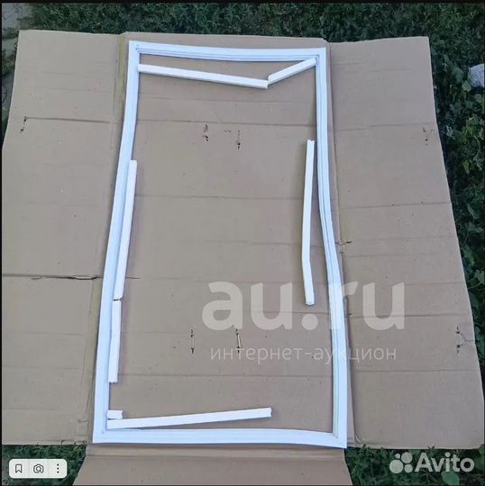 Уплотнитель двери холодильника Indesit, Stinol, Ar