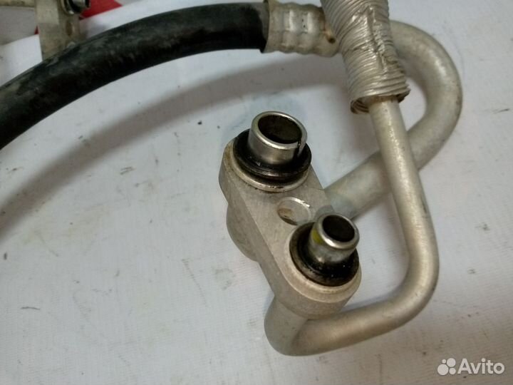 Opel Corsa d трубка кондиционера 13203316