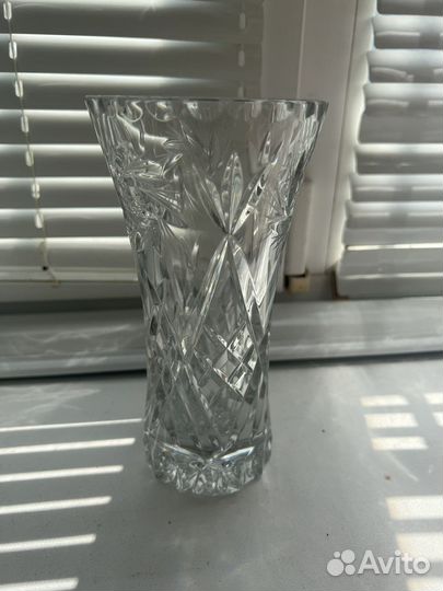 Хрустальная ваза