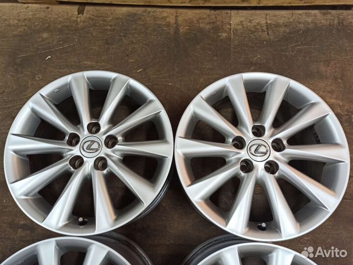 Диски 17 5х114,3 ET45 оригинал от Lexus из Японии