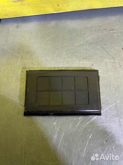 Ящик консоли передний Mazda 3 Bm / Bn хэтчбек 1.6