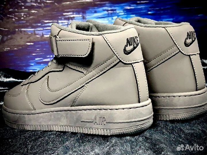 Кроссовки Nike Air Force