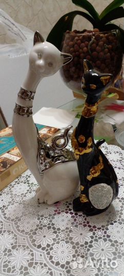 Статуэтки коты