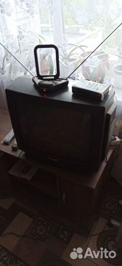 Телевизоры 3 шт