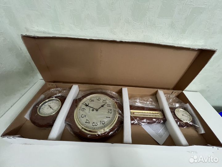 Метеостанция - часы настенные - новые Quartz