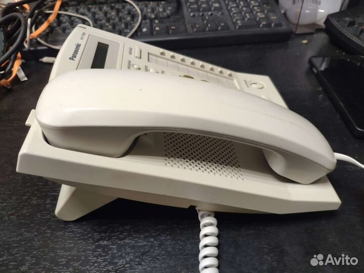 Цифровой системный телефон Panasonic KX-DT321