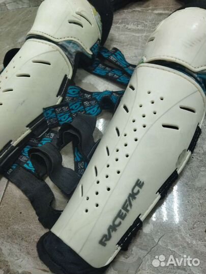 Комплект защиты для активного катания