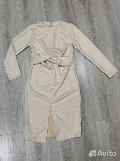 Женские платье 46размера