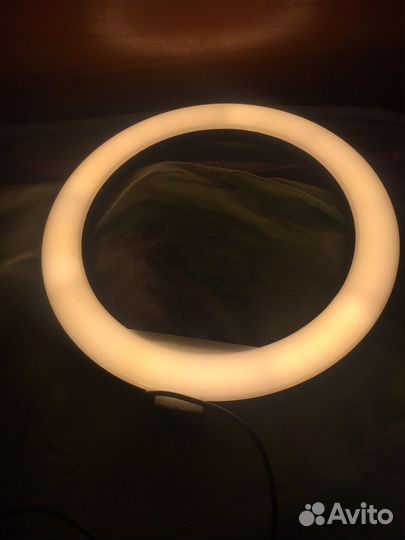 Кольцевая лампа