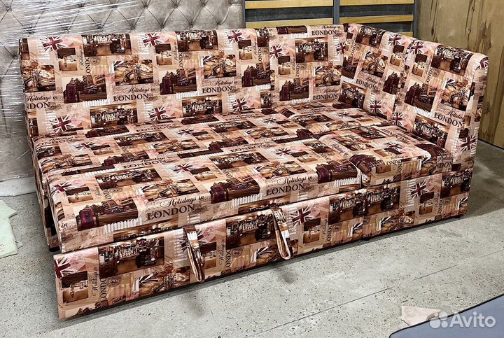 Диван кухонный