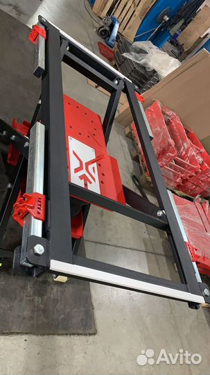 Мобильный ножничный пневмоподъемник 3т