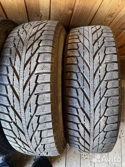 Nokian Tyres Hakkapeliitta R2 SUV 245/70 R16