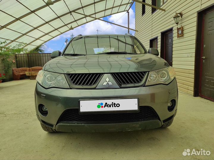 Mitsubishi Outlander 3.0 AT, 2008, 240 000 км