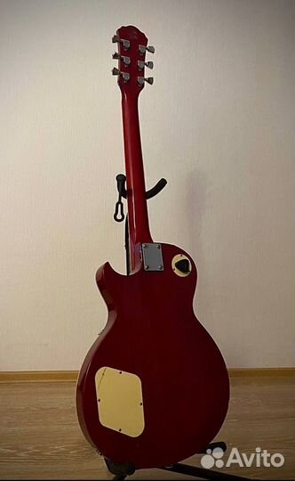 Электрогитара les paul