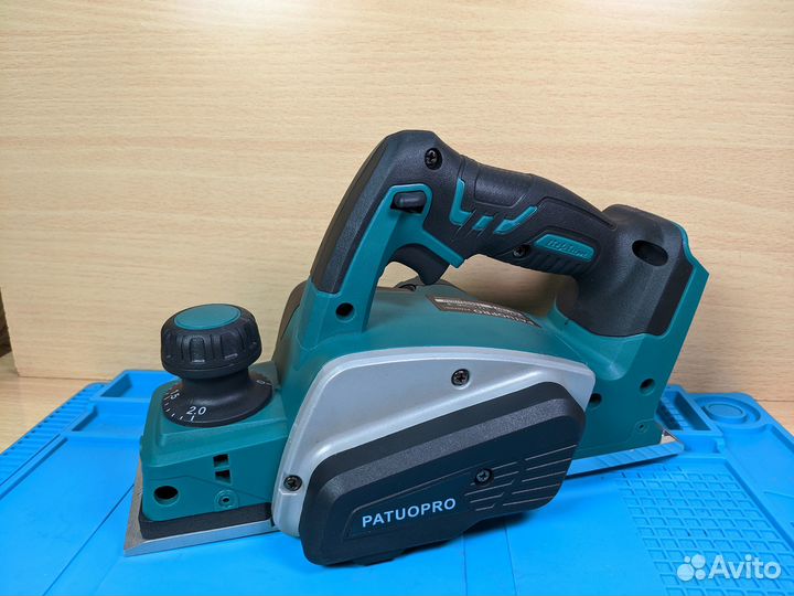 Аккумуляторный рубанок стандарта makita 18в