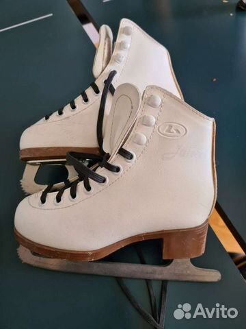 Коньки фигурные