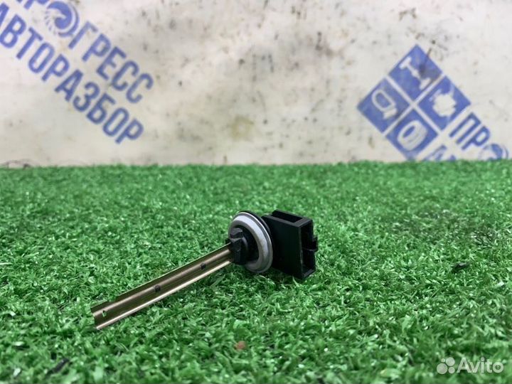 Датчик температуры Volkswagen Polo седан 1.6 CFN