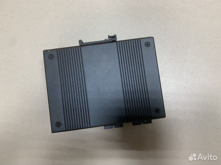 Промышленный коммутатор Symanitron swd-62f-sm