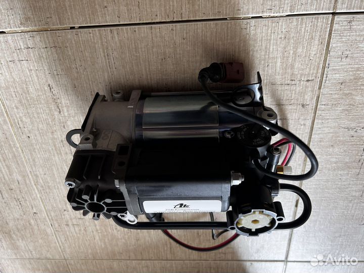 Пневмокомпрессор Audi A8 D3