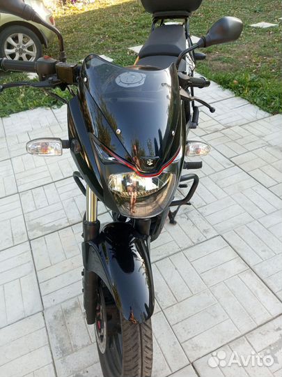 Bajaj pulsar 180 DTS-1