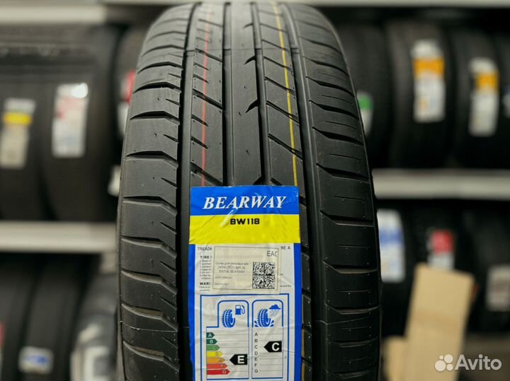 Bearway BW118 255/35 R20 130T